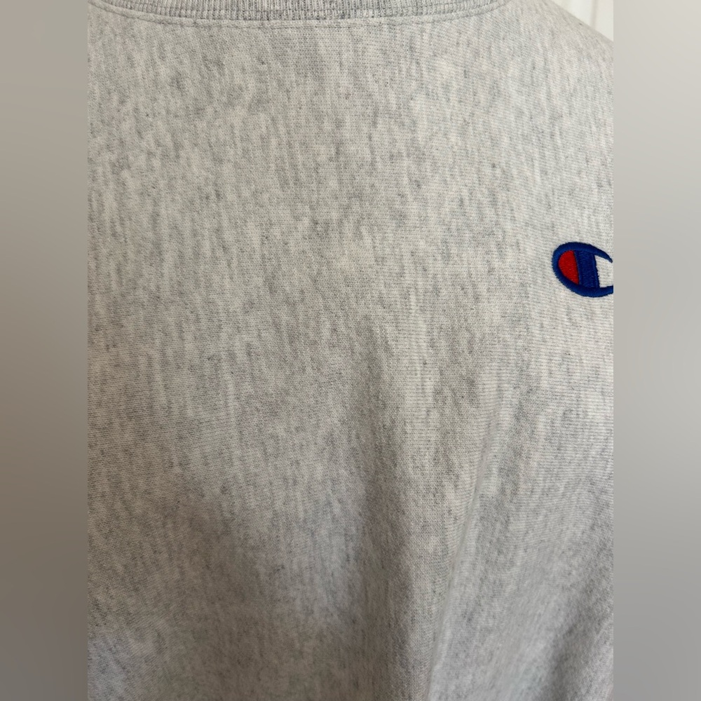 Champion Cropped Sweatshirt - Picture 4 of 7